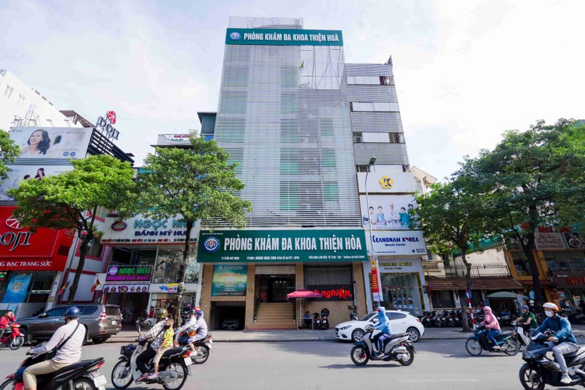Phòng khám đa khoa Thiện Hòa có địa chỉ tại 73 đường Trần Duy Hưng, phường Trung Hòa, quận Cầu Giấy