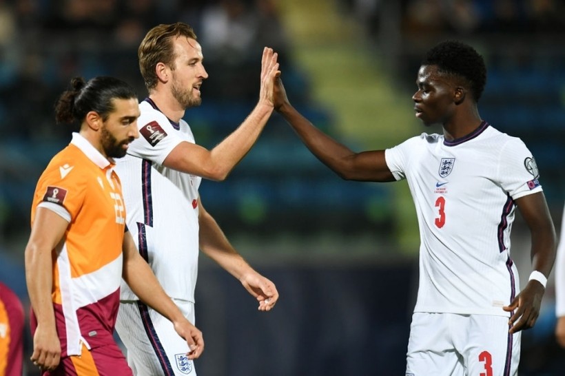 Kane ghi 4 bàn giúp Anh thắng San Marino 10-0 để giành vé đến Qatar.