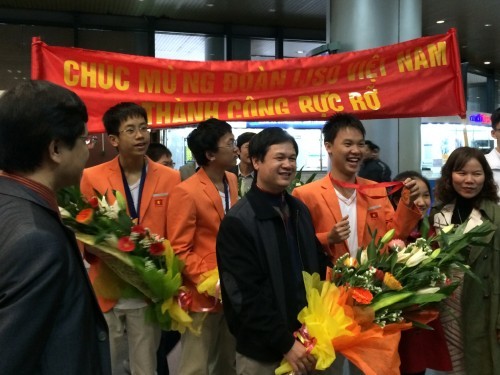 Cả 6 học sinh Việt Nam đều giành huy chương IJSO 2013