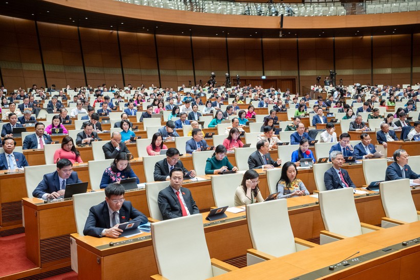 Các đại biểu Quốc hội và khách mời tham dự Kỳ họp thứ 7, Quốc hội khóa XV.
