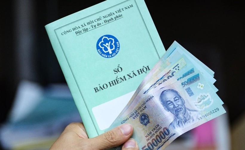Tại Thừa Thiên - Huế hiện có gần 3.000 đơn vị, doanh nghiệp nợ BHXH với số tiền đóng chậm hơn 255 tỉ đồng. (Ảnh: TT)