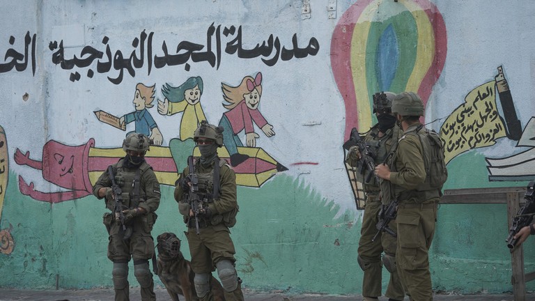 Binh sĩ Israel được nhìn thấy trong một chiến dịch trên bộ ở Dải Gaza, ngày 22/11/2023