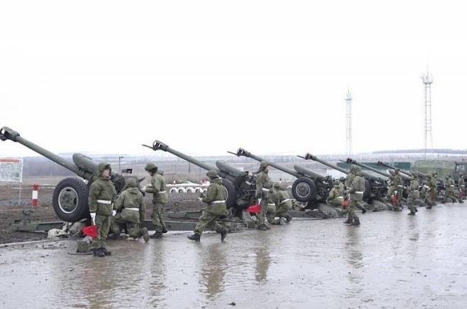 Sức mạnh lựu pháo tự hành D-30 122mm của Nga