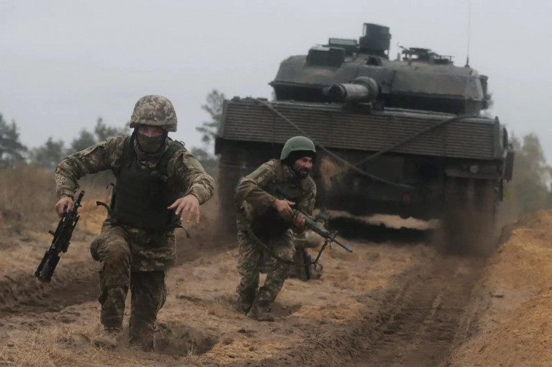 Xe tăng NATO cung cấp cho Ukraine.