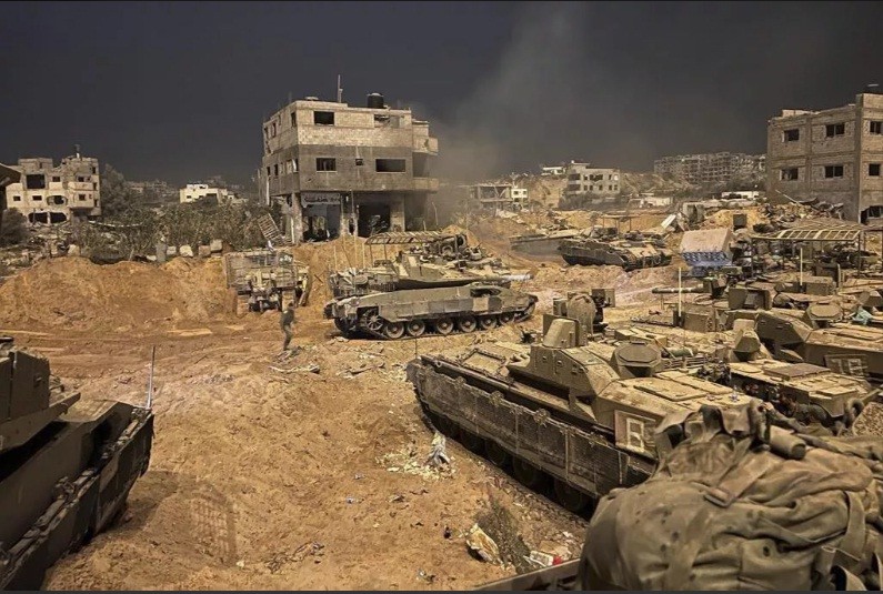 Lực lượng xe tăng Israel hoạt động tại Gaza.
