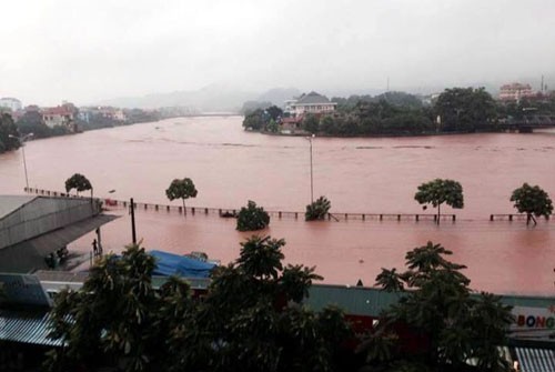 Lạng Sơn: Sông Kỳ Cùng dâng cao, 3 người thiệt mạng