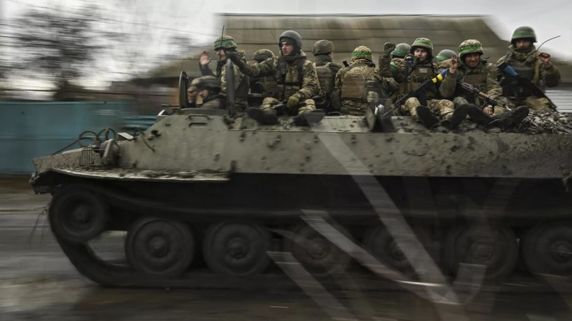Ukraine thiếu trầm trọng vũ khí phương Tây.