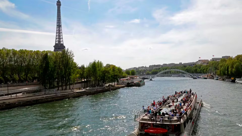 Chủ tịch Ủy ban Olympic quốc tế sẵn sàng ngâm mình dưới sông Seine để chứng minh độ an toàn cho sức khỏe.