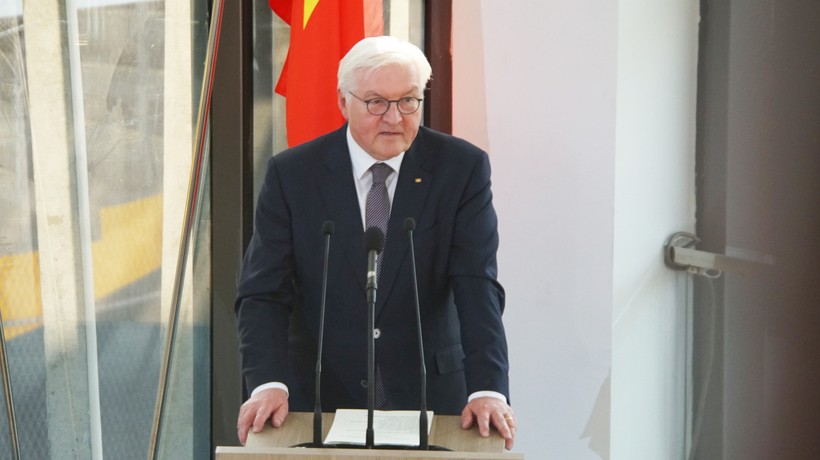 Tổng thống Cộng hòa Liên bang Đức Frank-Walter Steinmeier phát biểu trước sinh viên và giảng viên VGU. Ảnh: Mạnh Tùng
