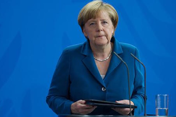 Bà Angela Merkel phát biểu tại Phủ Thủ tướng hôm qua. Ảnh: Reuters