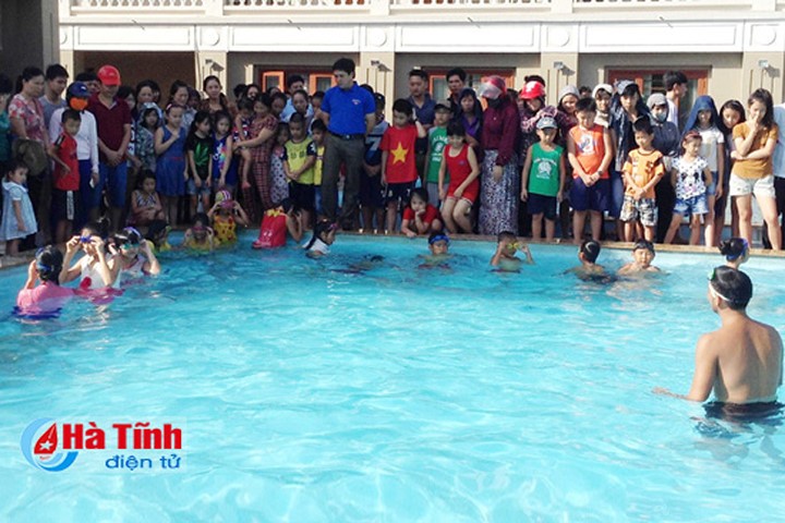 8 tháng, 26 trẻ em Hà Tĩnh đuối nước : Nỗi đau từ sự bất cẩn!