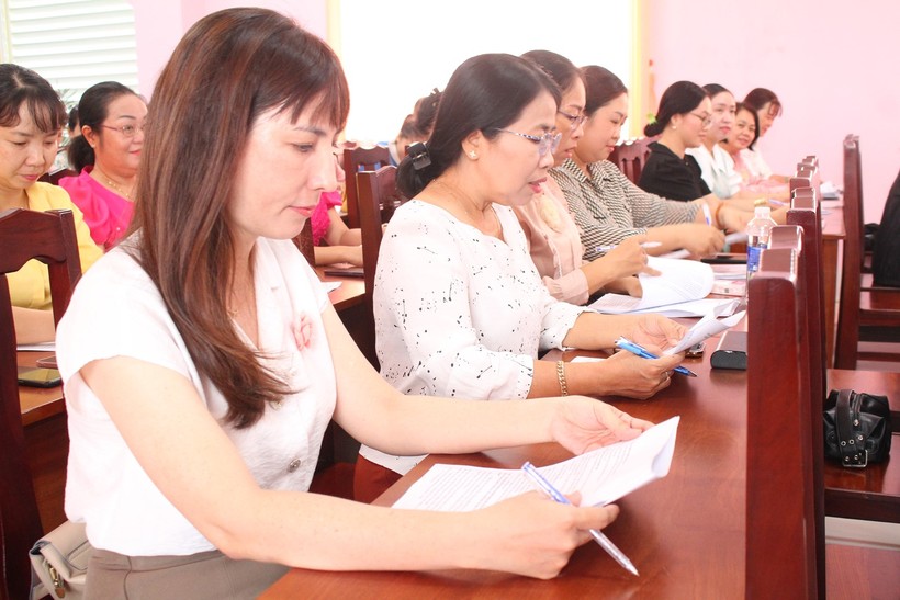 Kiểm tra vận dụng kiến thức bồi dưỡng thường xuyên cán bộ quản lý mầm non địa bàn quận Ninh Kiều, TP Cần Thơ.