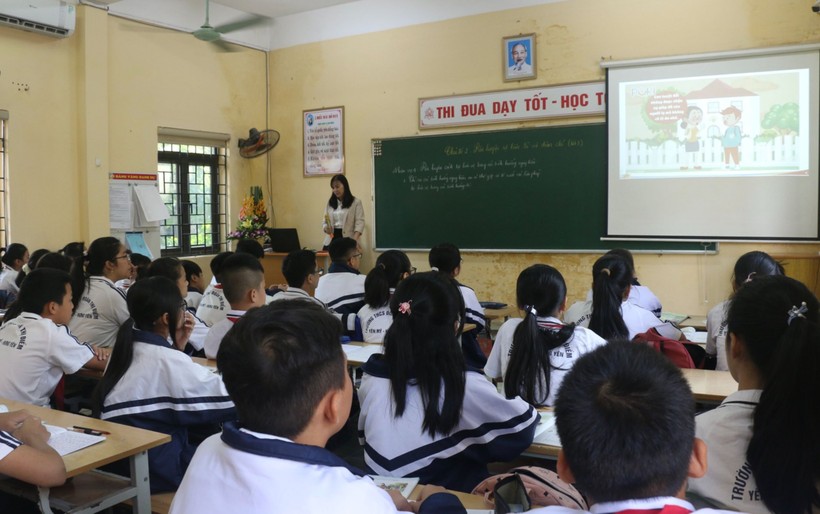 Tiết học Hoạt động trải nghiệm, hướng nghiệp của học sinh lớp 7 Trường THCS Đoàn Thị Điểm, tỉnh Hưng Yên. Ảnh: TG