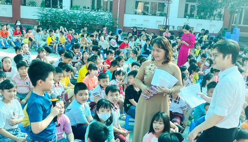 Học sinh Trường TH, THCS, THPT Ngô Thời Nhiệm (cơ sở tại Bình Dương) hào hứng với các chương trình, hoạt động hè tại trường.
