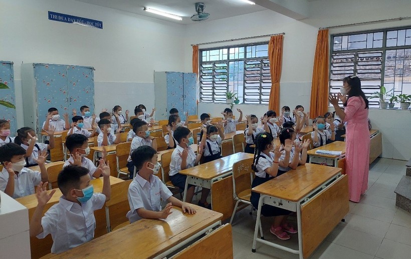 Học sinh tỉnh Bình Dương trong giờ học.