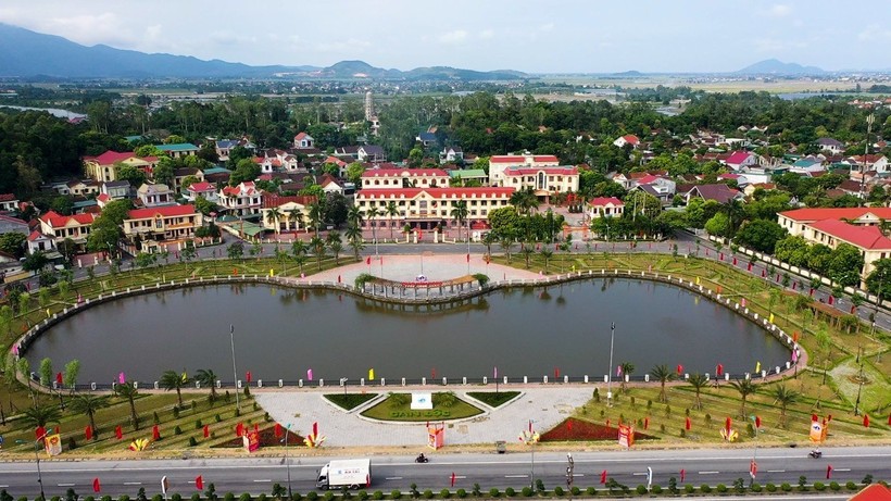 Trung tâm thị trấn Nghèn, Can Lộc, Hà Tĩnh hôm nay. Ảnh: Đức Hành