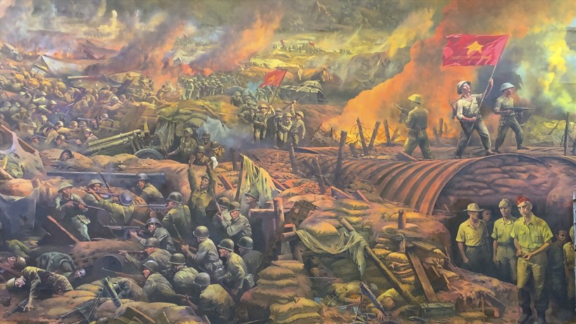 Thời khắc chiến thắng trong bức tranh panorama “Trận chiến Điện Biên Phủ”. Ảnh: INT