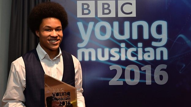 Nam sinh 17 tuổi giành giải thưởng nhạc sĩ trẻ tài năng