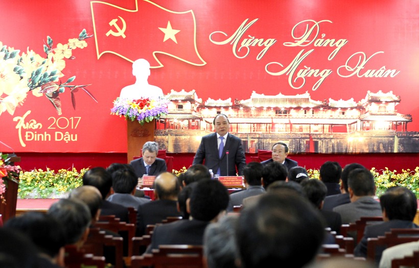 Thủ tướng Nguyễn Xuân Phúc phát biểu tại buổi làm việc với lãnh đạo tỉnh Thừa Thiên-Huế. Ảnh: VGP/Hồng Hạnh