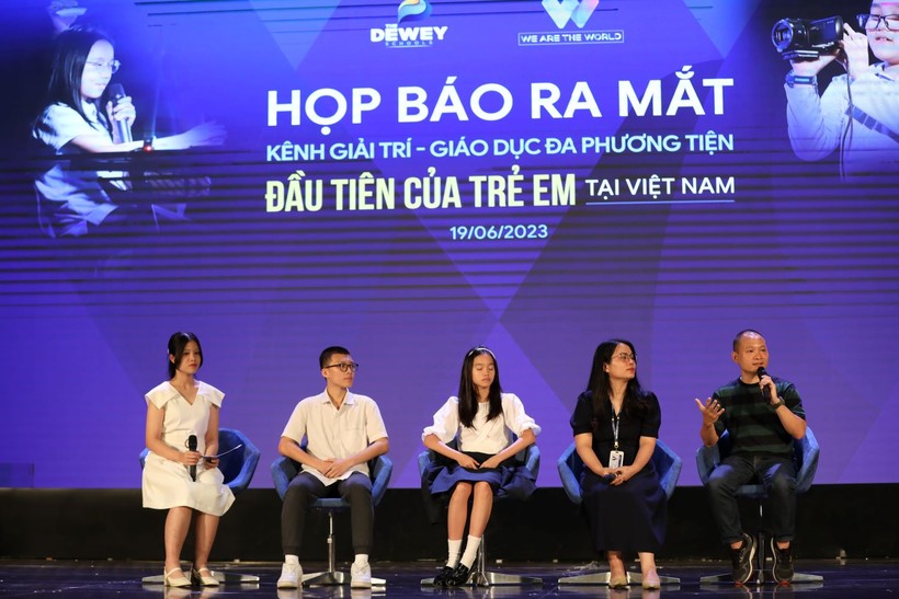 Họp báo ra mắt Kênh giải trí - giáo dục đa phương tiện đầu tiên của trẻ em tại Việt Nam.