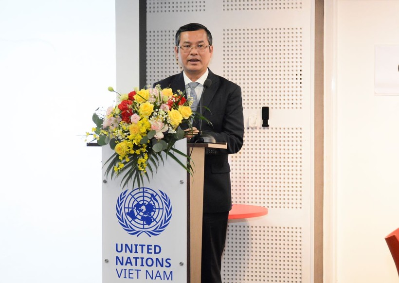 Thứ trưởng Bộ GD&ĐT Nguyễn Văn Phúc phát biểu.