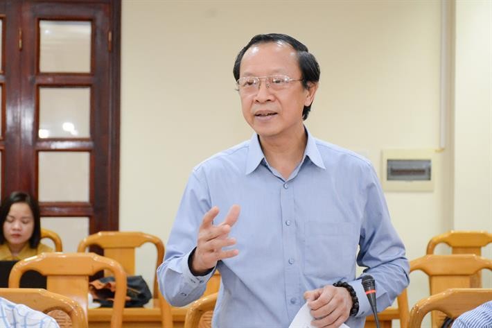 Thứ trưởng Bộ GDĐT Phạm Ngọc Thưởng phát biểu tại buổi làm việc với UBND tỉnh Hà Tĩnh.