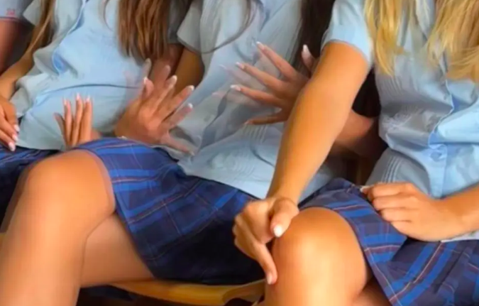 Trường trung học Úc cấm 70 học sinh dự lễ tốt nghiệp vì làm móng tay giả 