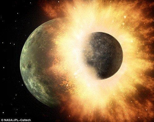 Mặt Trăng được hình thành do sự va chạm giữa Trái Đất và hành tinh cổ xưa Theia.