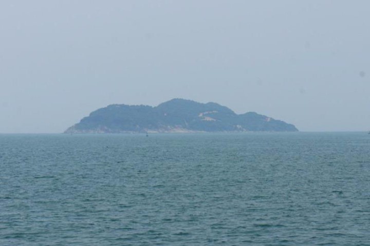Khu vực đảo Sơn Dương, biển Vũng Áng. Ảnh: Đ.Lam