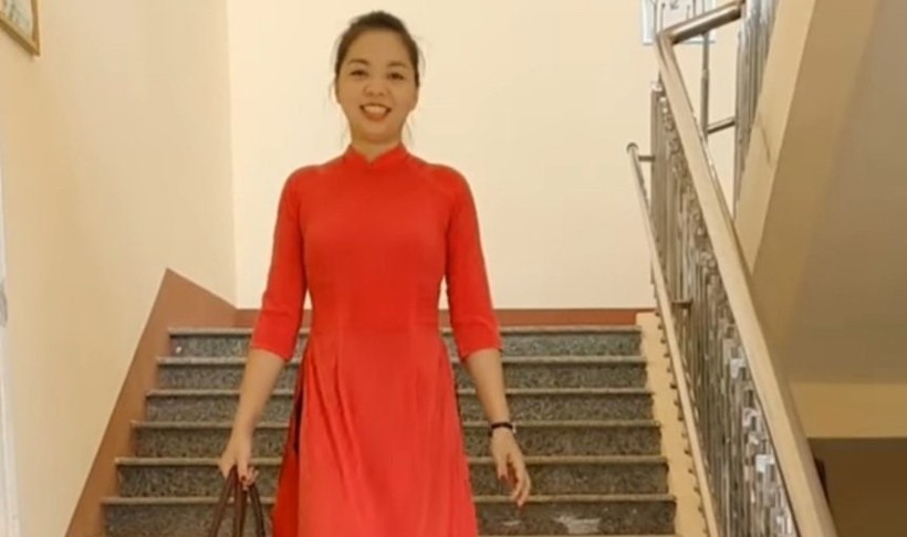 Cô Nguyễn Thị Huyền Chang - Phó Hiệu trưởng Trường Mầm non Văn Bán. 