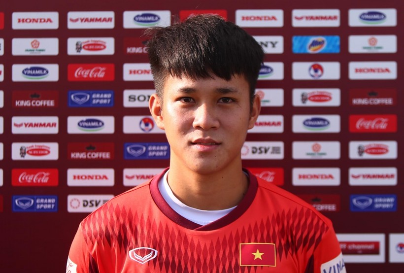Lê Minh Bình được bổ sung lên U23 Việt Nam chuẩn bị cho SEA Games 31.