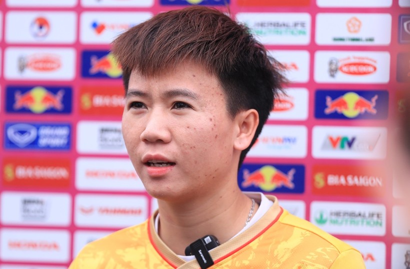 Tuyết Dung quyết tâm cùng tuyển Việt Nam thi đấu tốt ở World Cup.