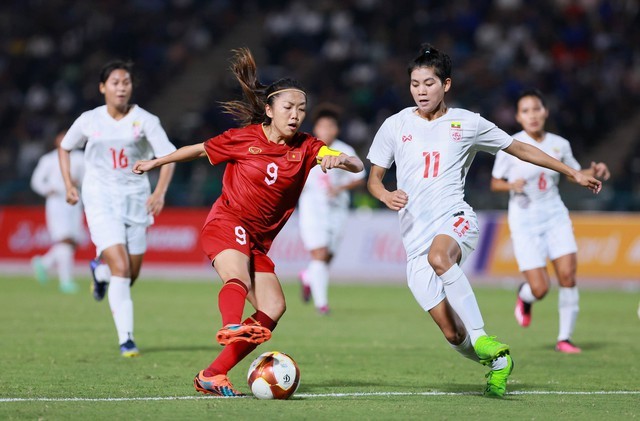 Tuyển nữ Việt Nam lên đường dự World Cup 2023.