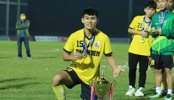 Trung vệ Nguyễn Ngọc Thắng được triệu tập bổ sung lên U23 Việt Nam.