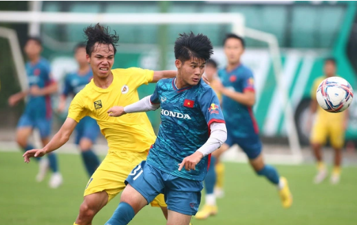 U23 Việt Nam thi đấu 3 trận vòng bảng môn bóng đá nam ASIAD 19 trên sân vận động Linping.