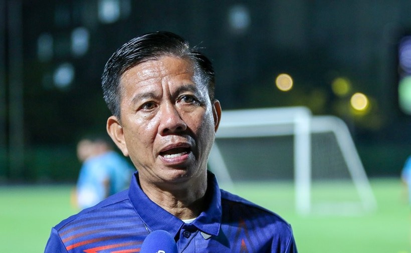 HLV Hoàng Anh Tuấn tiếp tục hợp đồng với VFF.