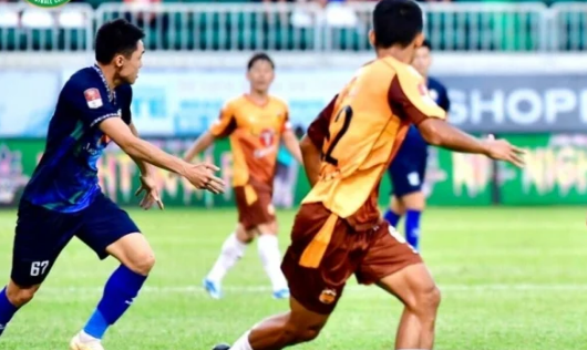 Hoàng Anh Gia Lai nguy cơ phải đá play-off cuối mùa sau trận thua Bình Định.