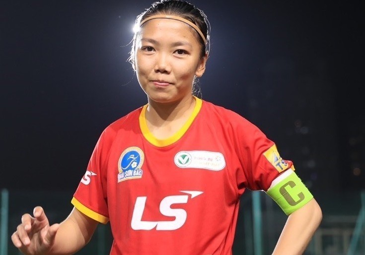 Huỳnh Như được đội bóng châu Âu mời gọi.