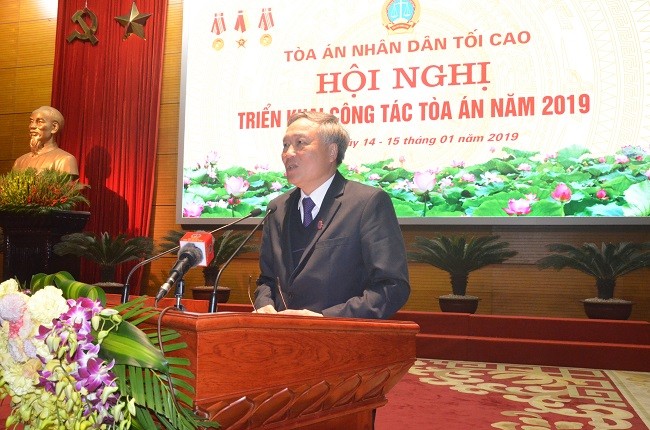 Chánh án TANDTC Nguyễn Hòa Bình chỉ ra những thiếu sót, tồn tại, hạn chế của ngành Tòa án trong năm 2018.
