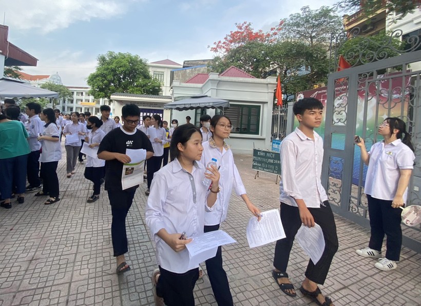 Kỳ thi tuyển sinh vào lớp 10 THPT năm 2024 của tỉnh Nam Định đã kết thúc thành công khi không ghi nhận trường hợp nào vi phạm quy chế thi.