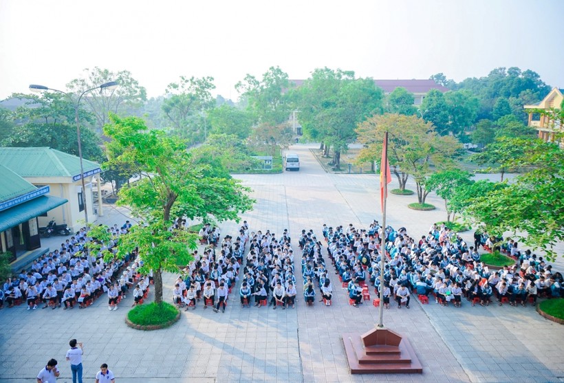 Trường THPT Chu Văn An (huyện Triệu Phong, tỉnh Quảng Trị).
