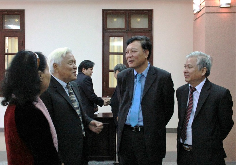 Bộ trưởng Bộ GD&ĐT dự lễ Kỷ niệm Ngày tổng tuyển cử đầu tiên tại Quảng Trị