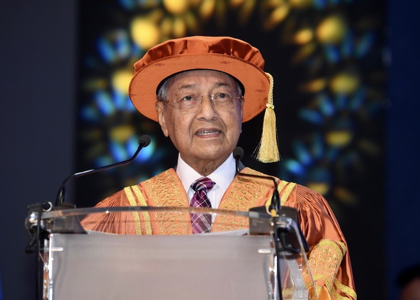 Thủ tướng Malaysia, Mahathir Mohamad kêu gọi công chúng không ngừng học tập, vì GD là một công việc suốt đời