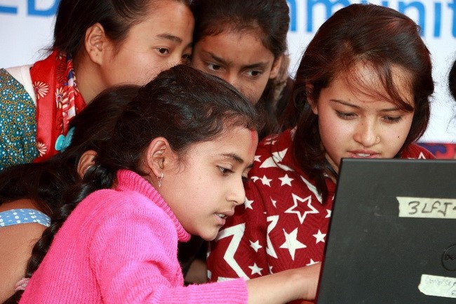 Nepal: Giáo dục không ngăn được nạn tảo hôn