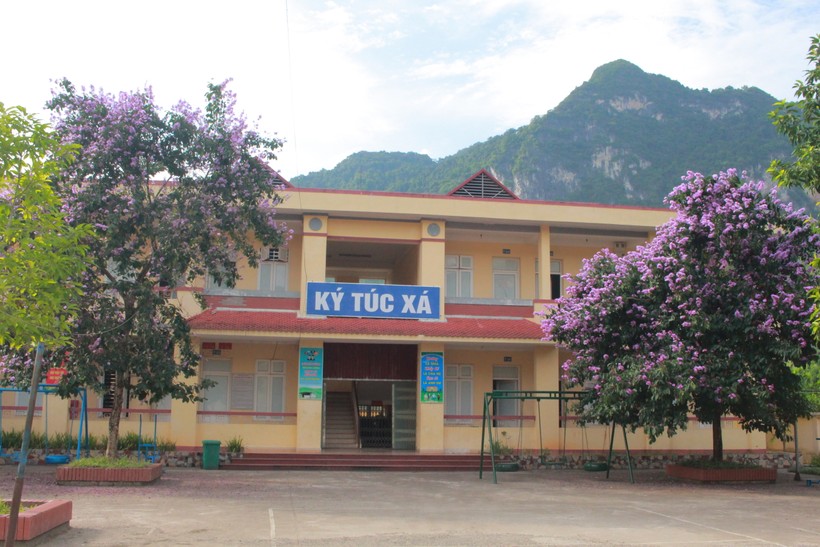 Khu vực KTX tại trường Phổ thông Dân tộc Bán trú THCS Thần Sa, huyện Võ Nhai, Thái Nguyên.