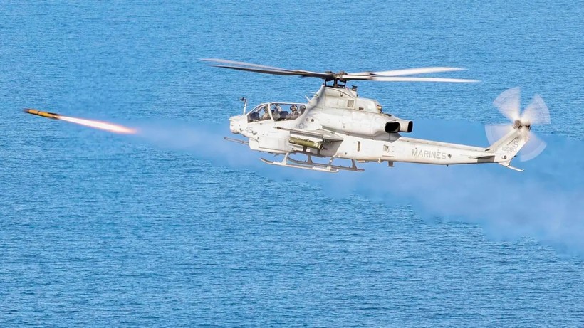 Vì sao Séc cấm bán 17 trực thăng AH-1 Cobra cho Kiev?